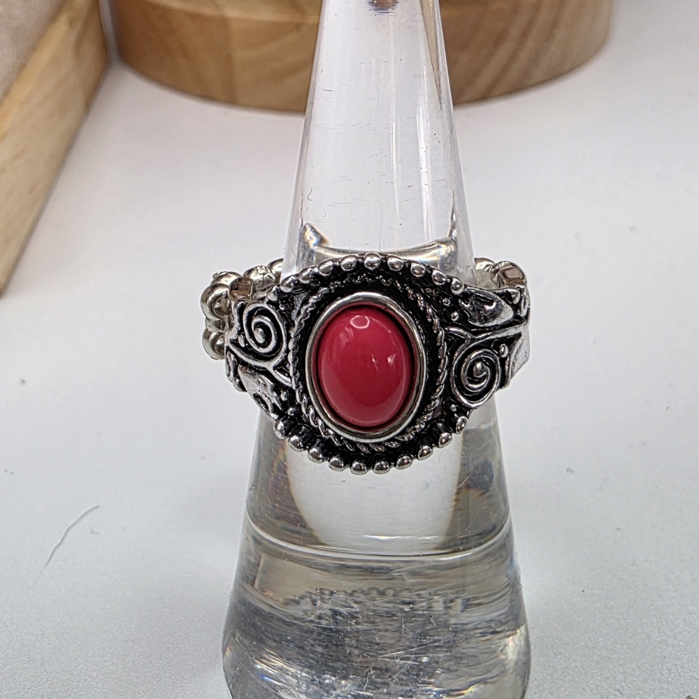 Elegant Silver and Red Stone Ring (383)
